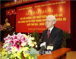 Khai giảng Lớp bồi dưỡng, cập nhật kiến thức dành cho các Ủy viên Trung ương Đảng Khóa XII (lớp thứ 2)